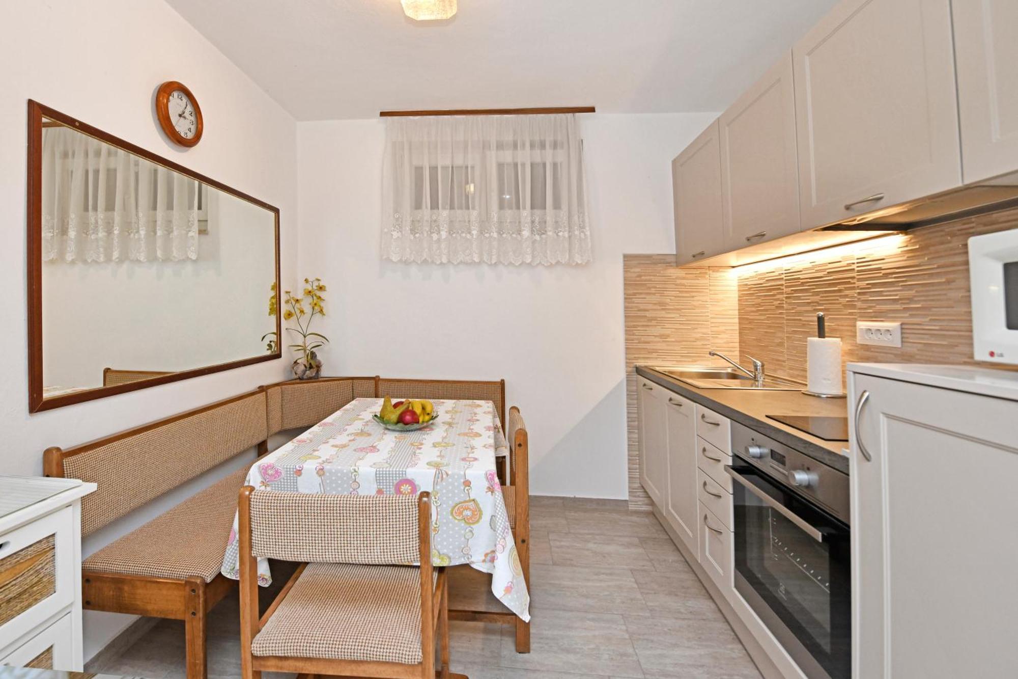 Apartment Slavica Vrvari Porec Room photo